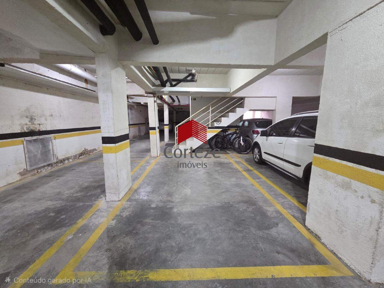 Apartamento para à venda no Centro em Curitiba - 21350: 