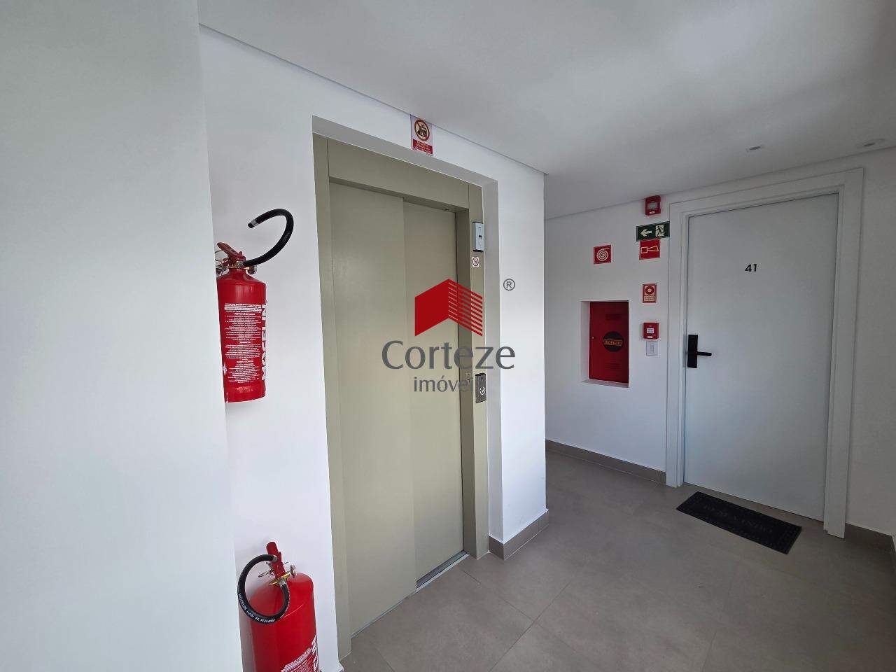 Quitinete para à venda no Cabral em Curitiba - 21372: 