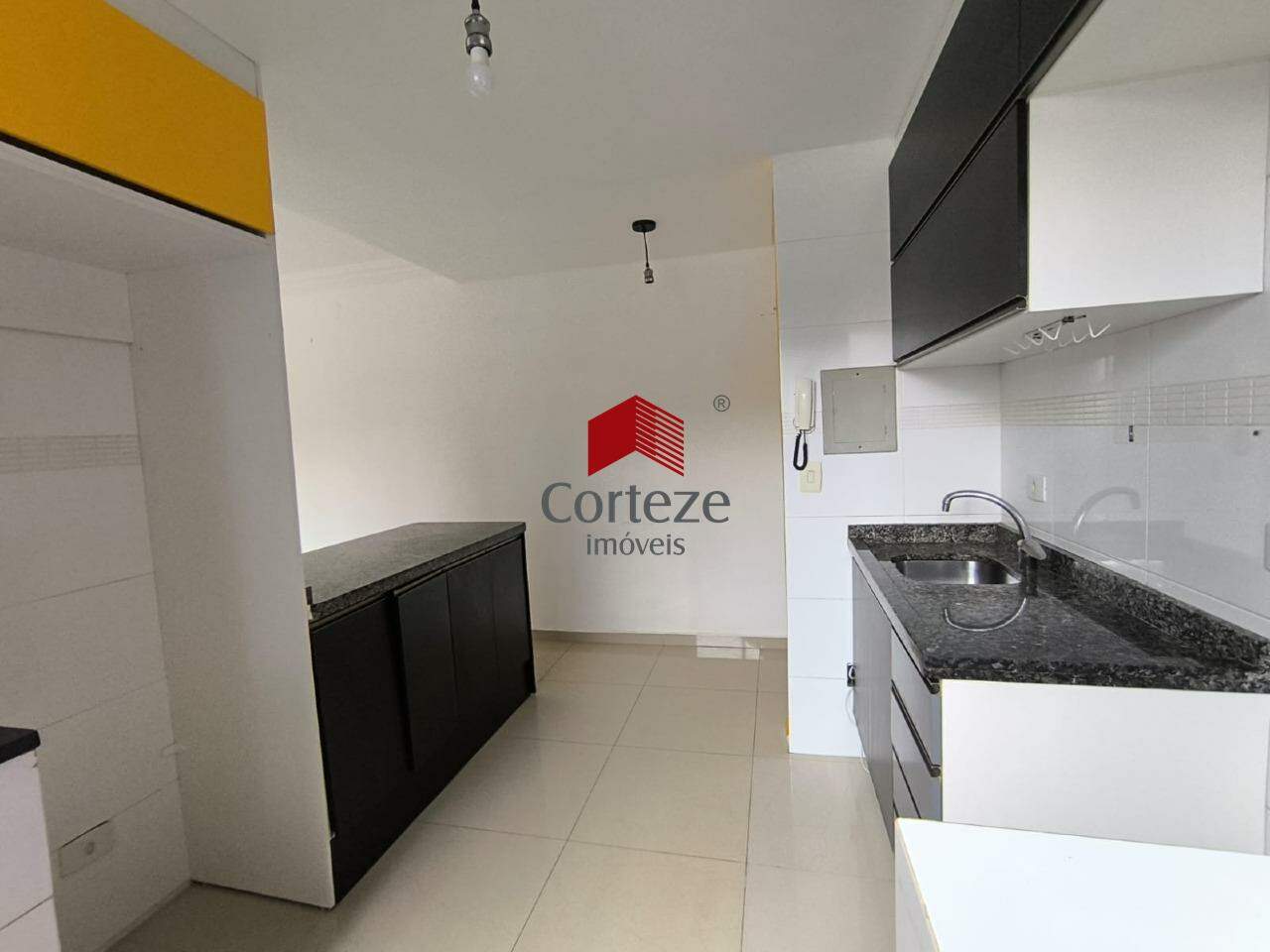 Apartamento para para aluguel no Centro em São José dos Pinhais - 21375: 