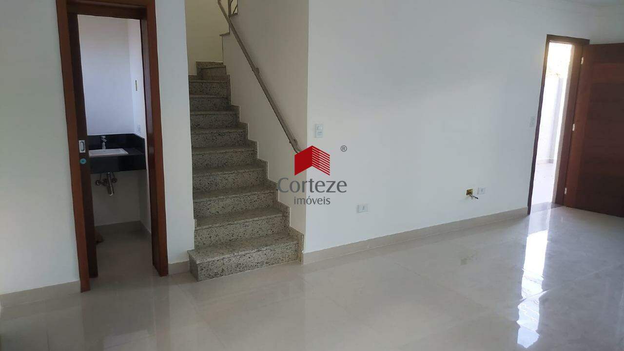 Sobrado para à venda no Tarumã em Curitiba - 21412: 