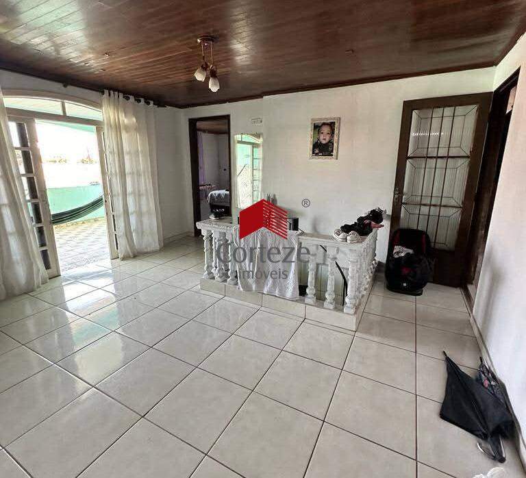 Sobrado para à venda no Quississana em São José dos Pinhais - 21507: 
