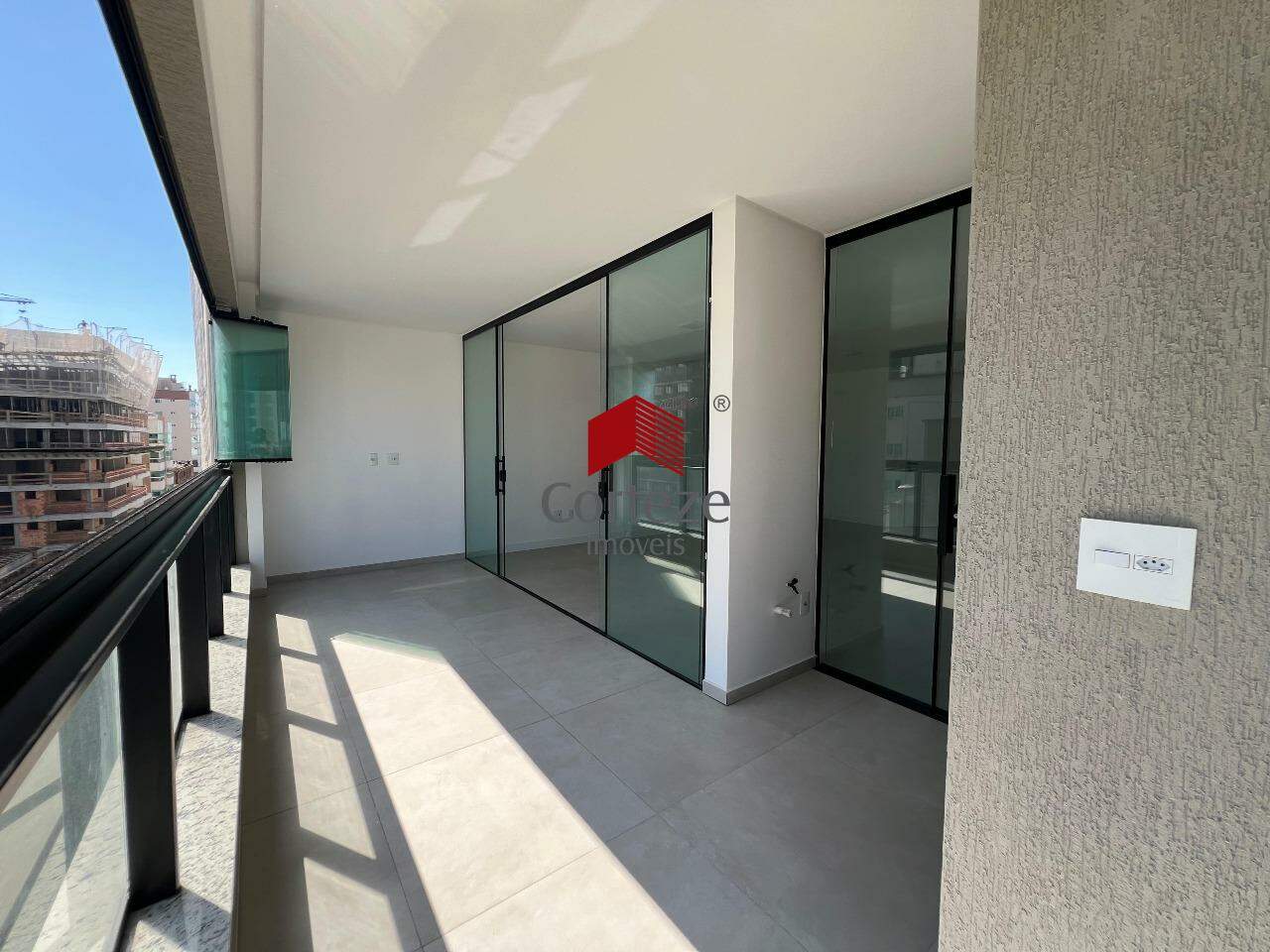 Apartamento para à venda no Meia Praia em Itapema - 21550: 