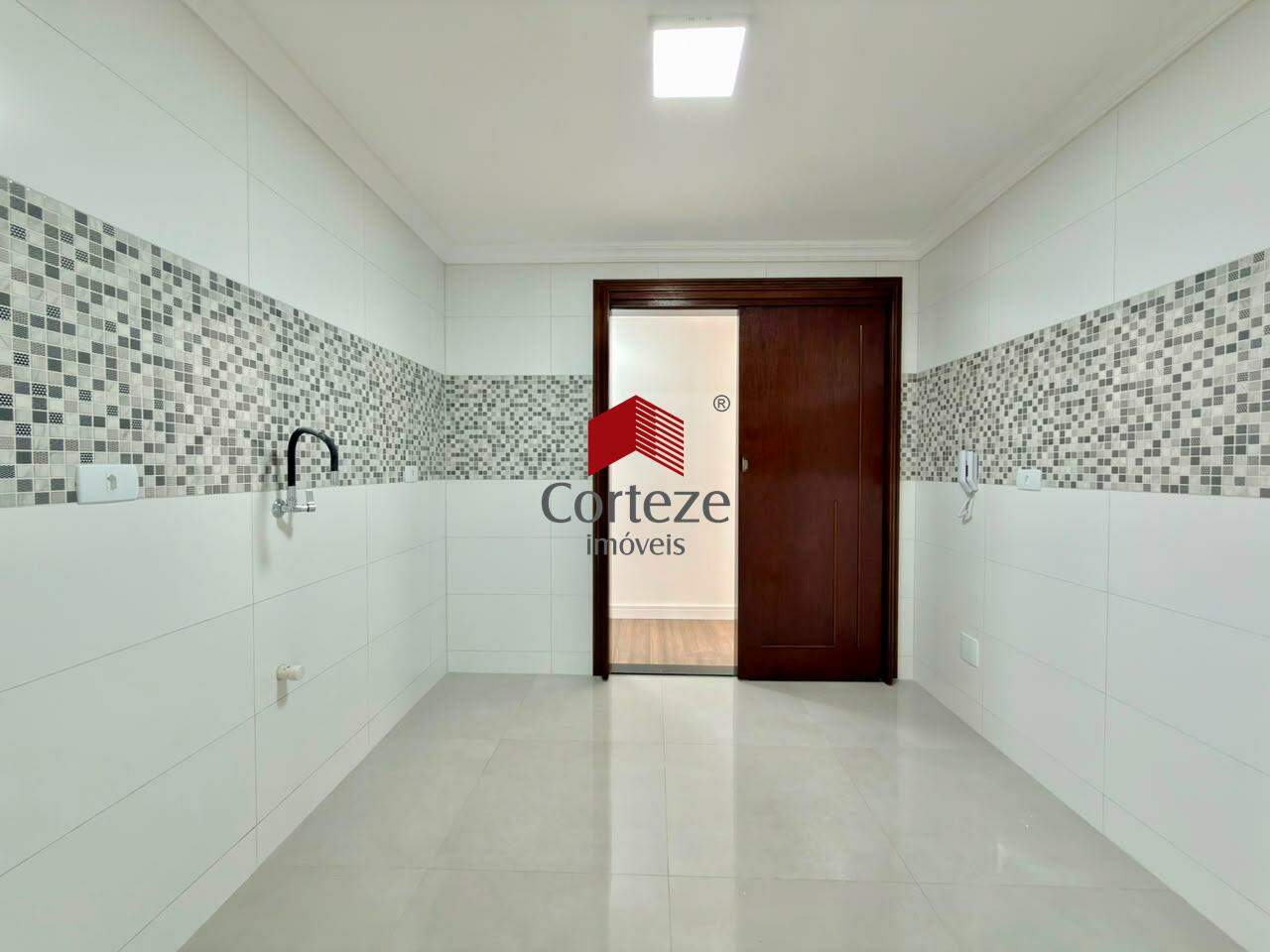 Apartamento para à venda no Centro em São José dos Pinhais - 21568: 