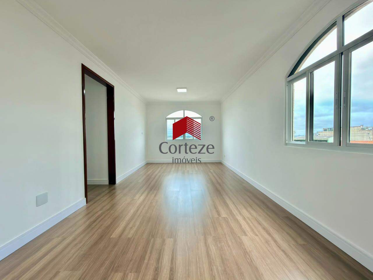Apartamento para à venda no Centro em São José dos Pinhais - 21568: 