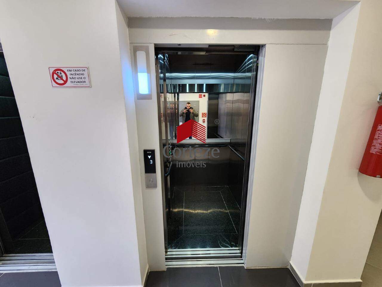 Apartamento para à venda no Aristocrata em São José dos Pinhais - 21609: 