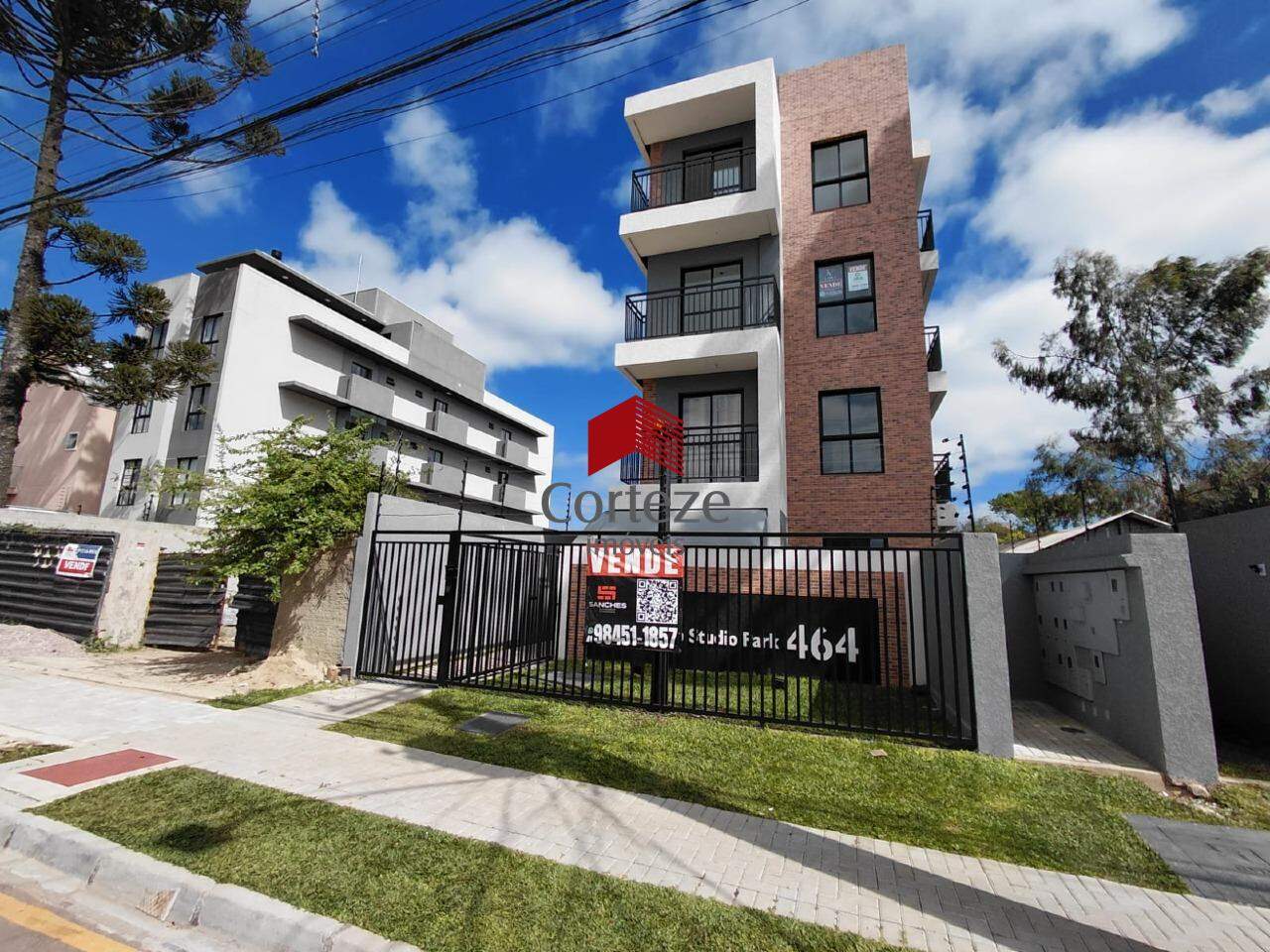 Studio para para aluguel no Novo Mundo em Curitiba - 21693: 