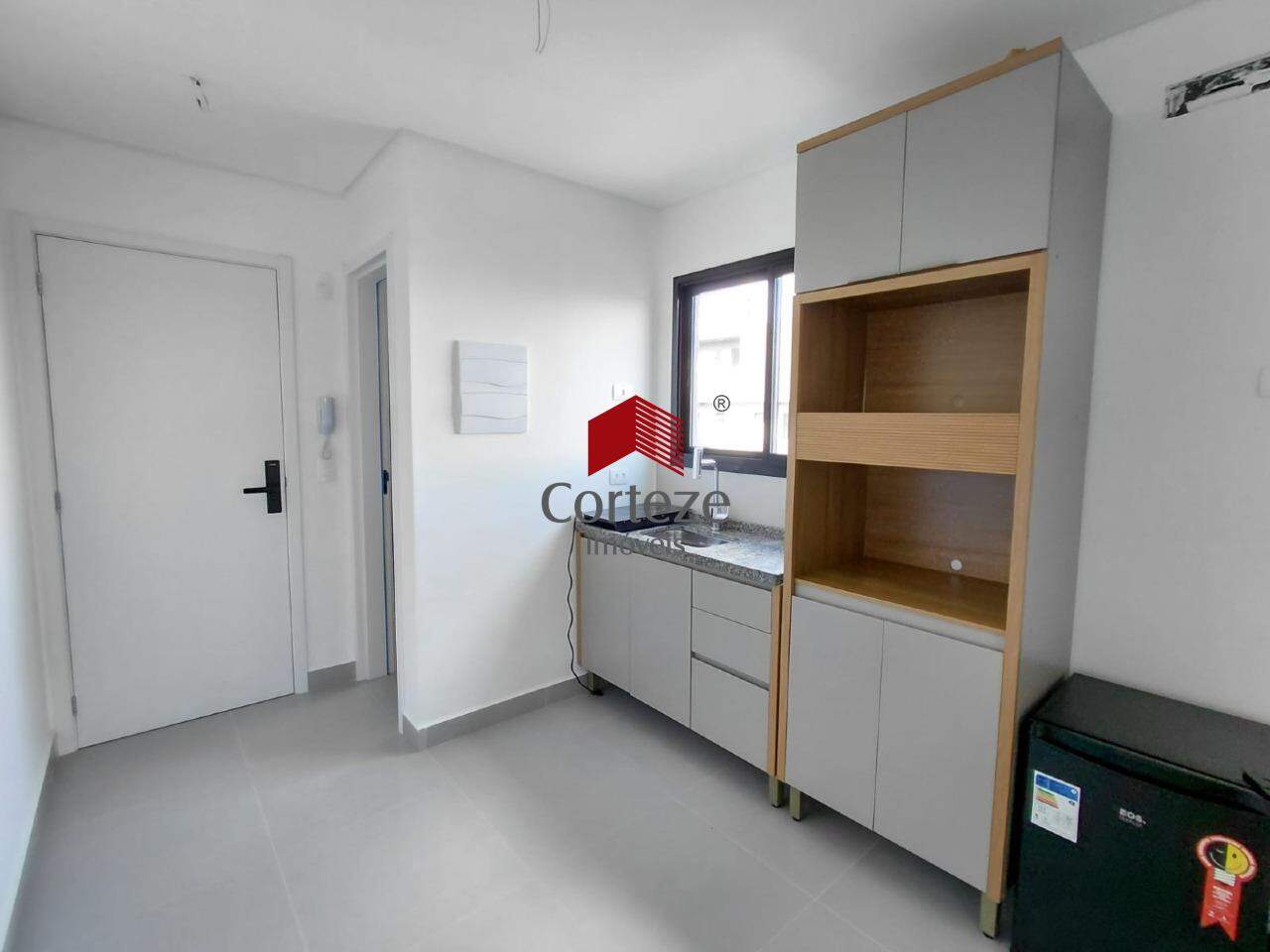 Studio para para aluguel no Novo Mundo em Curitiba - 21693: 