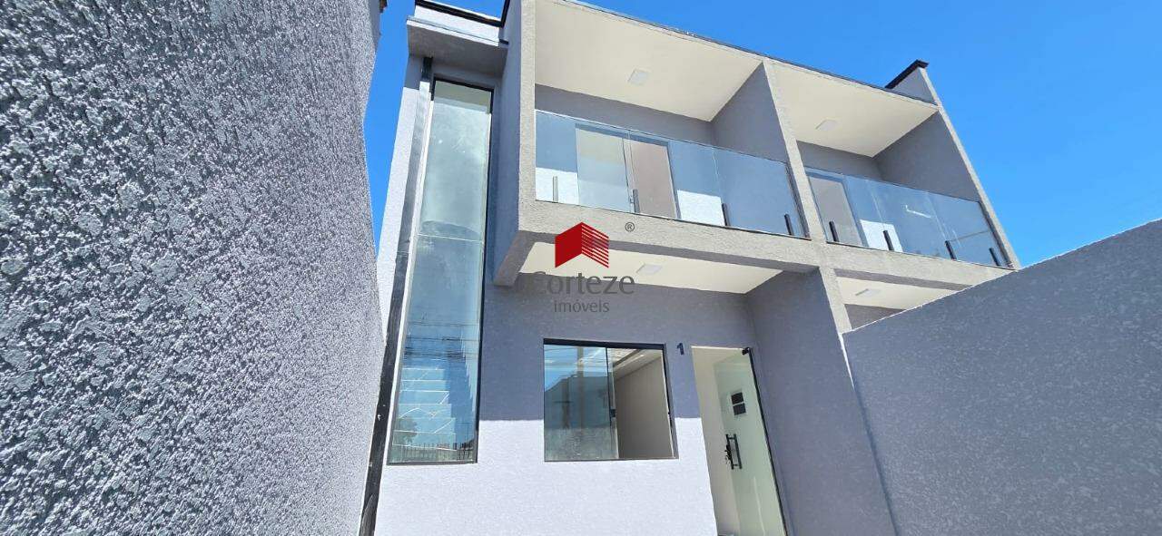 Sobrado para à venda no Sítio Cercado em Curitiba - 21699: 