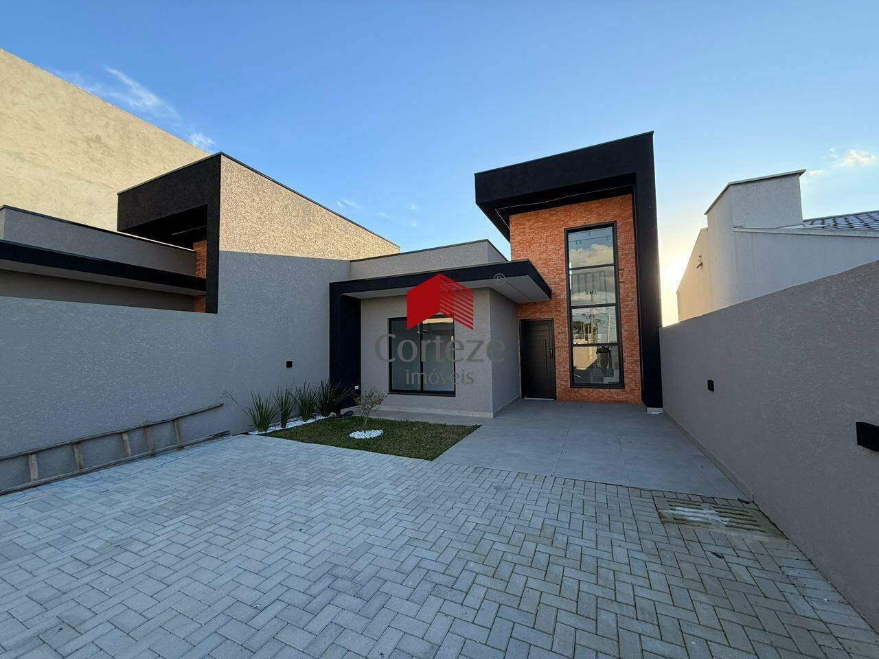 Casa para à venda no Estados em Fazenda Rio Grande - 21705: 