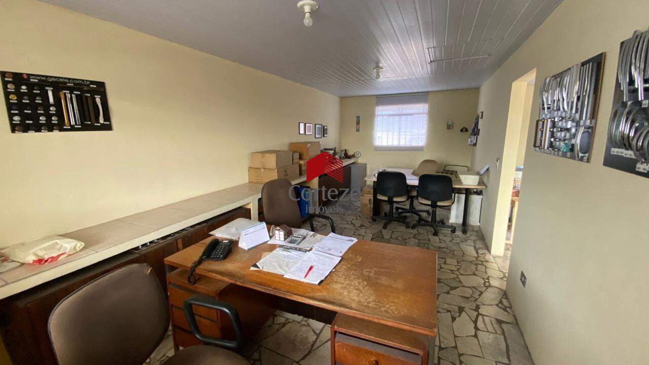 Sobrado para à venda no Xaxim em Curitiba - 21707: 