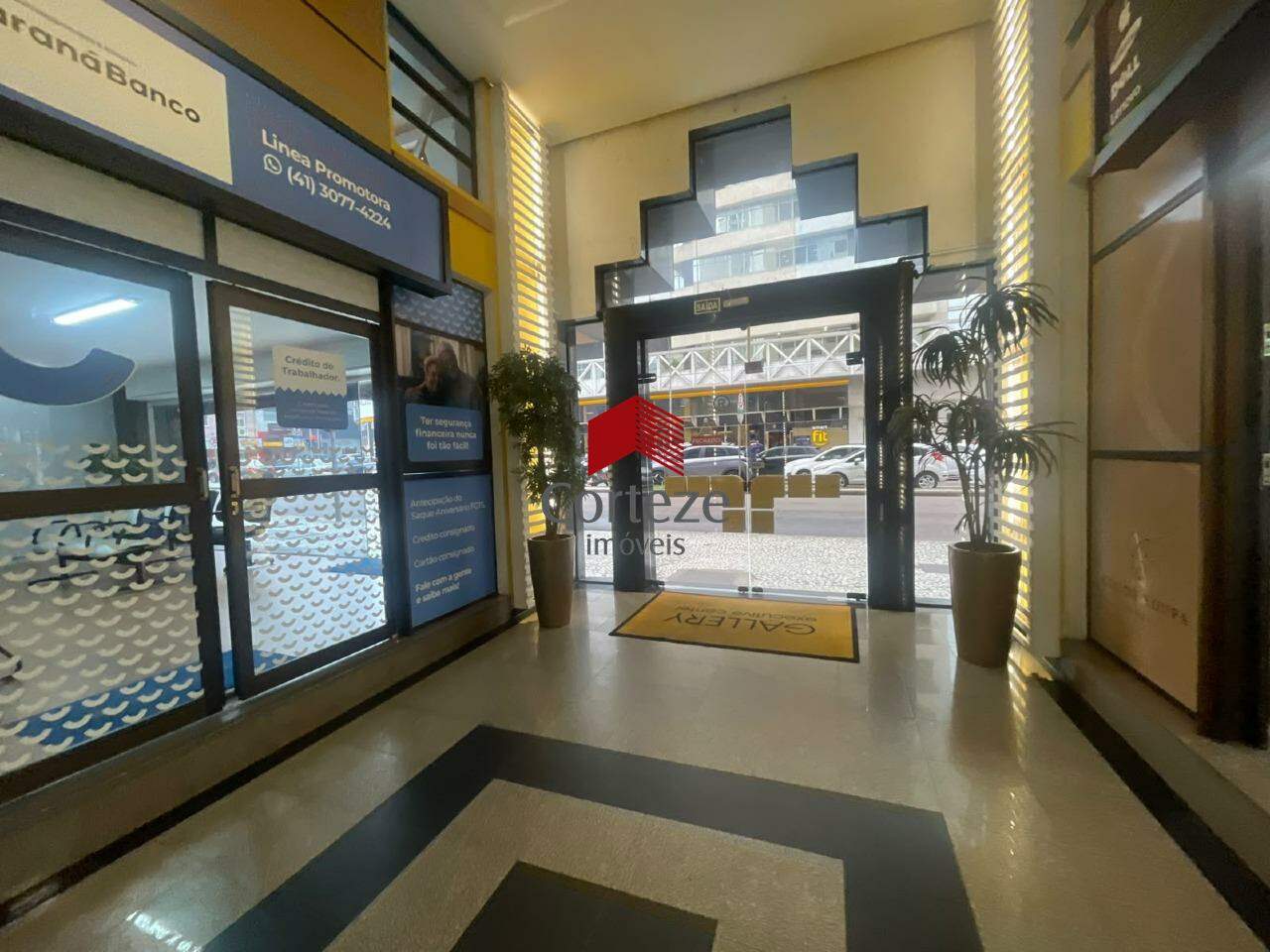 Sala / Conjunto para à venda no Centro em Curitiba - 21726: 