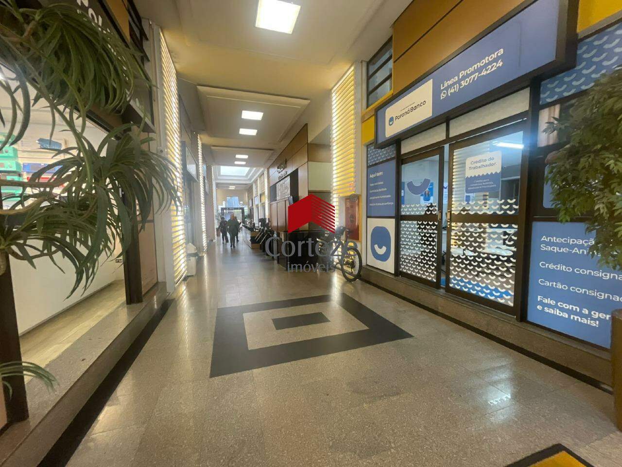 Sala / Conjunto para à venda no Centro em Curitiba - 21726: 