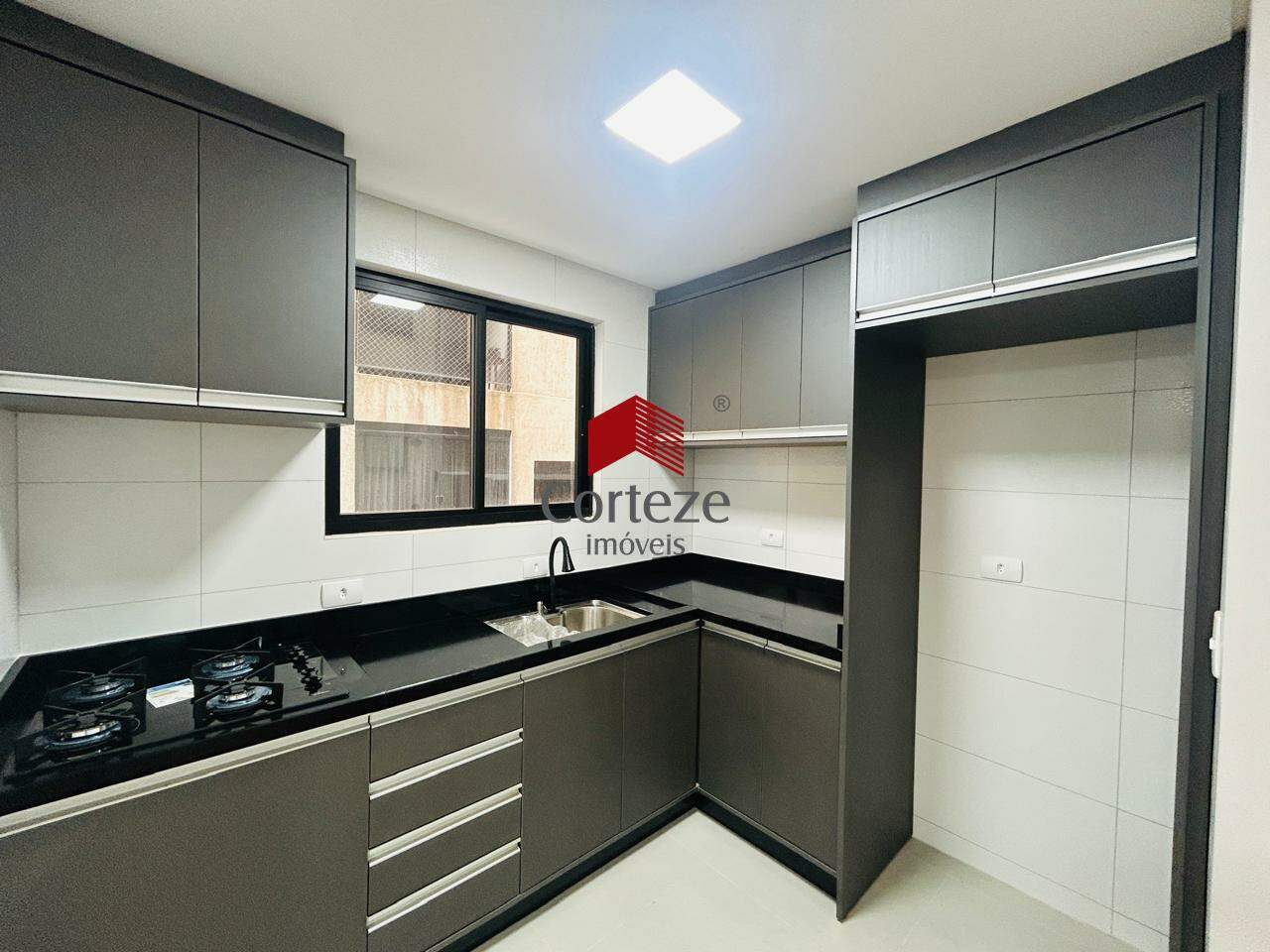 Apartamento para para aluguel no Carioca em São José dos Pinhais - 21728: 