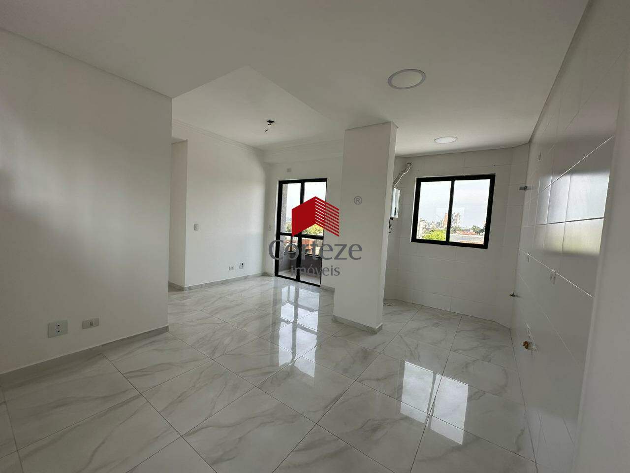 Apartamento para para aluguel no Centro em São José dos Pinhais - 21738: 