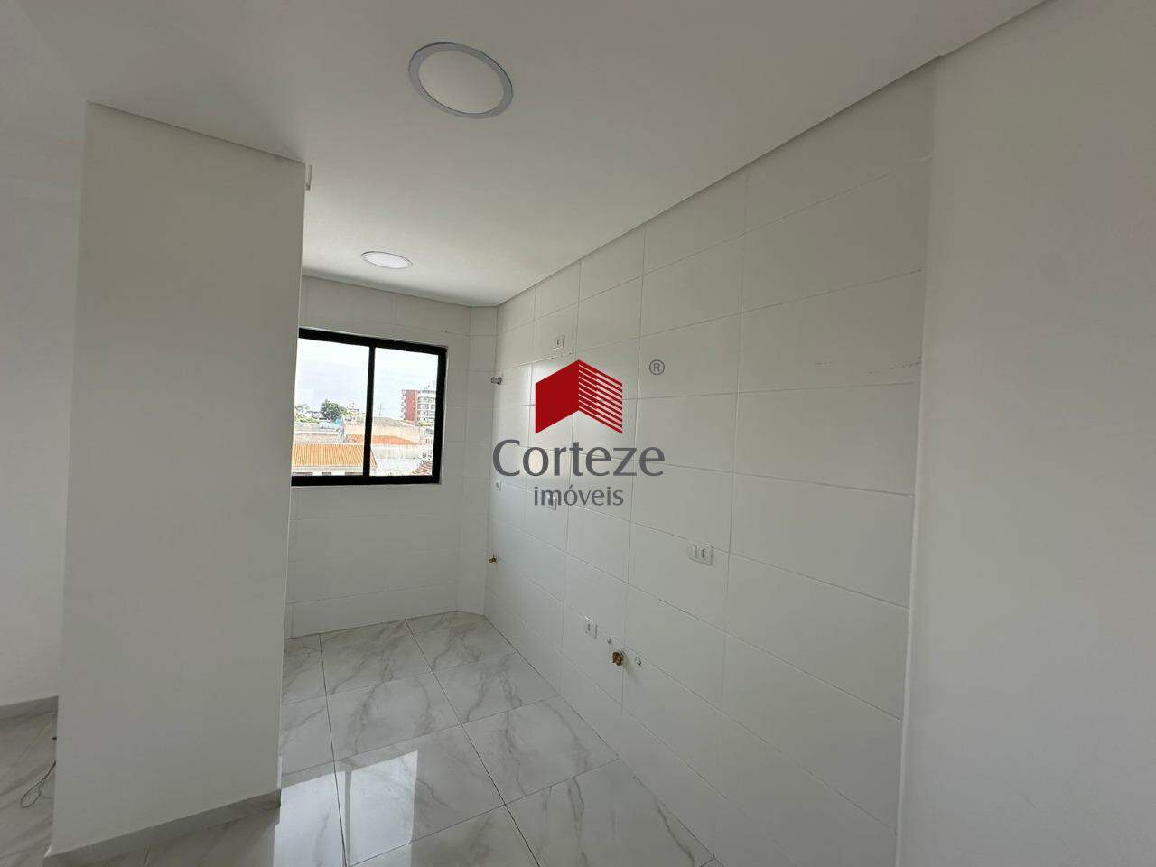 Apartamento para para aluguel no Centro em São José dos Pinhais - 21738: 