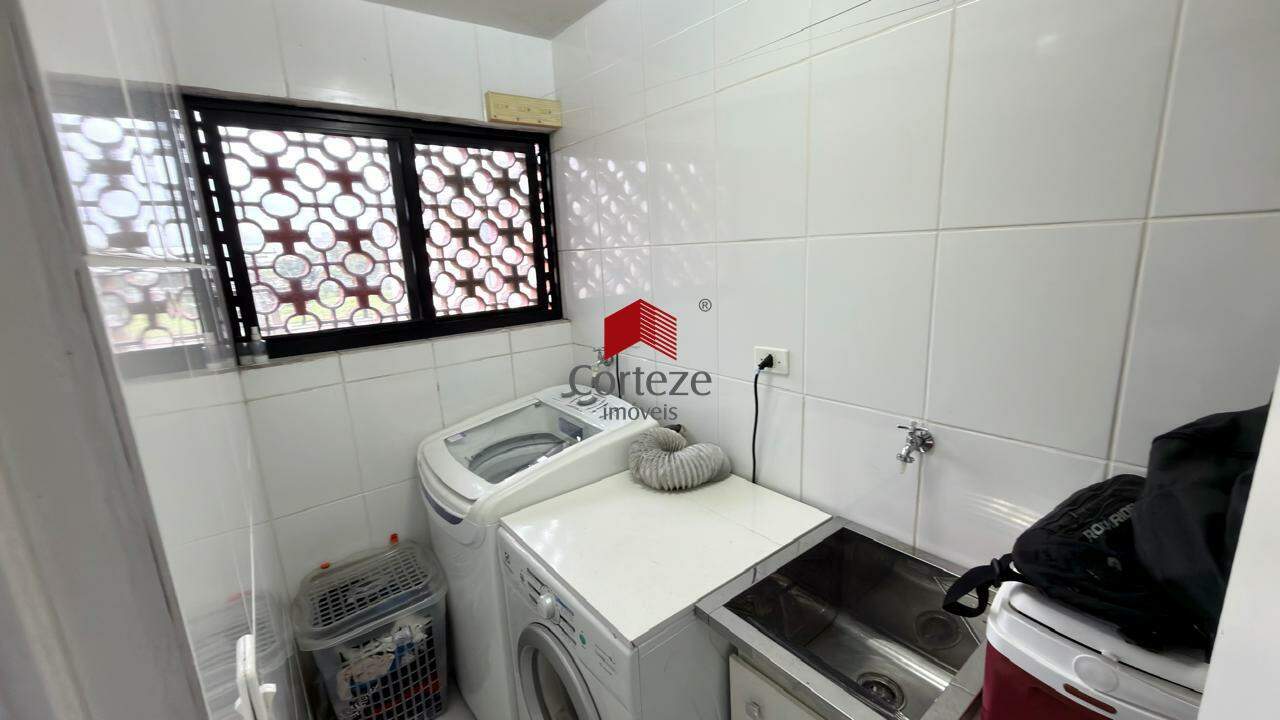 Apartamento para à venda no Centro em São José dos Pinhais - 21763: 