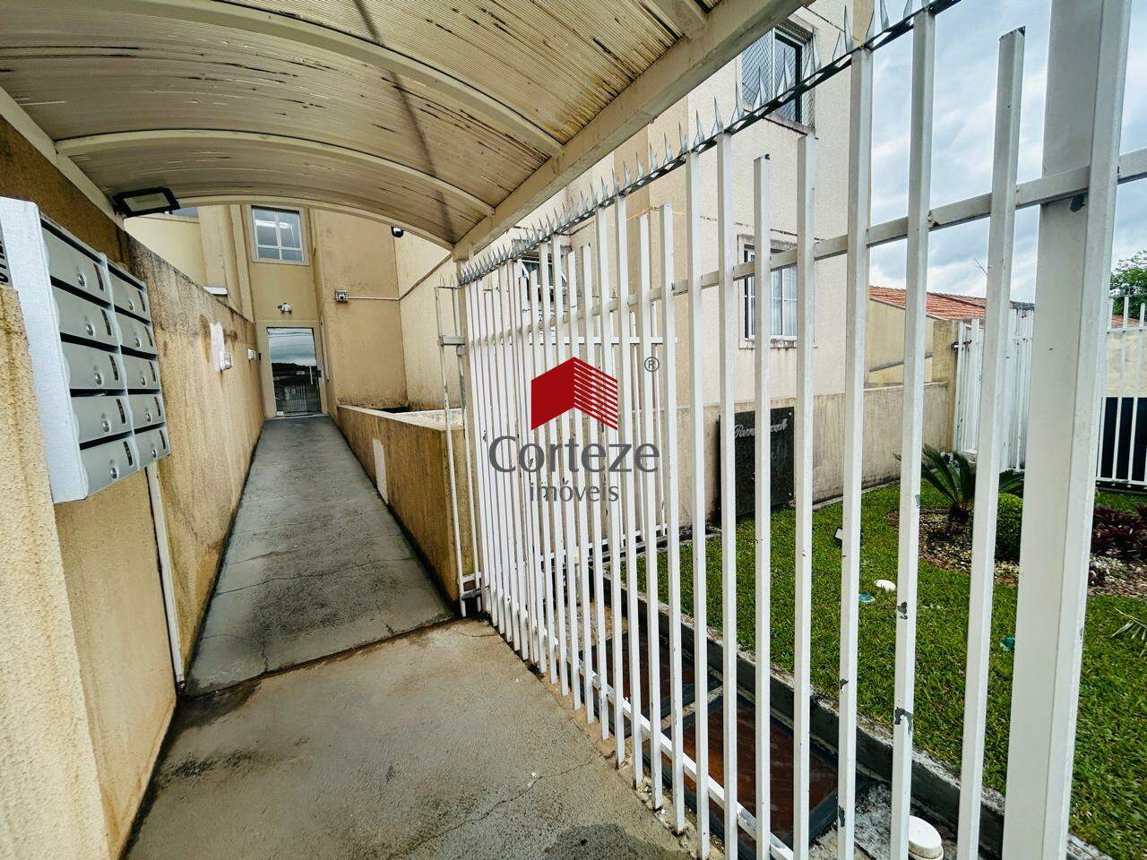 Apartamento para para aluguel no Águas Belas em São José dos Pinhais - 4840: 