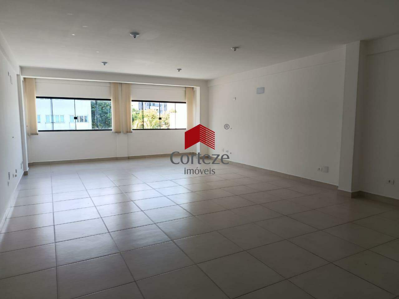 Sala / Conjunto para para aluguel no Centro em São José dos Pinhais - 5069: 