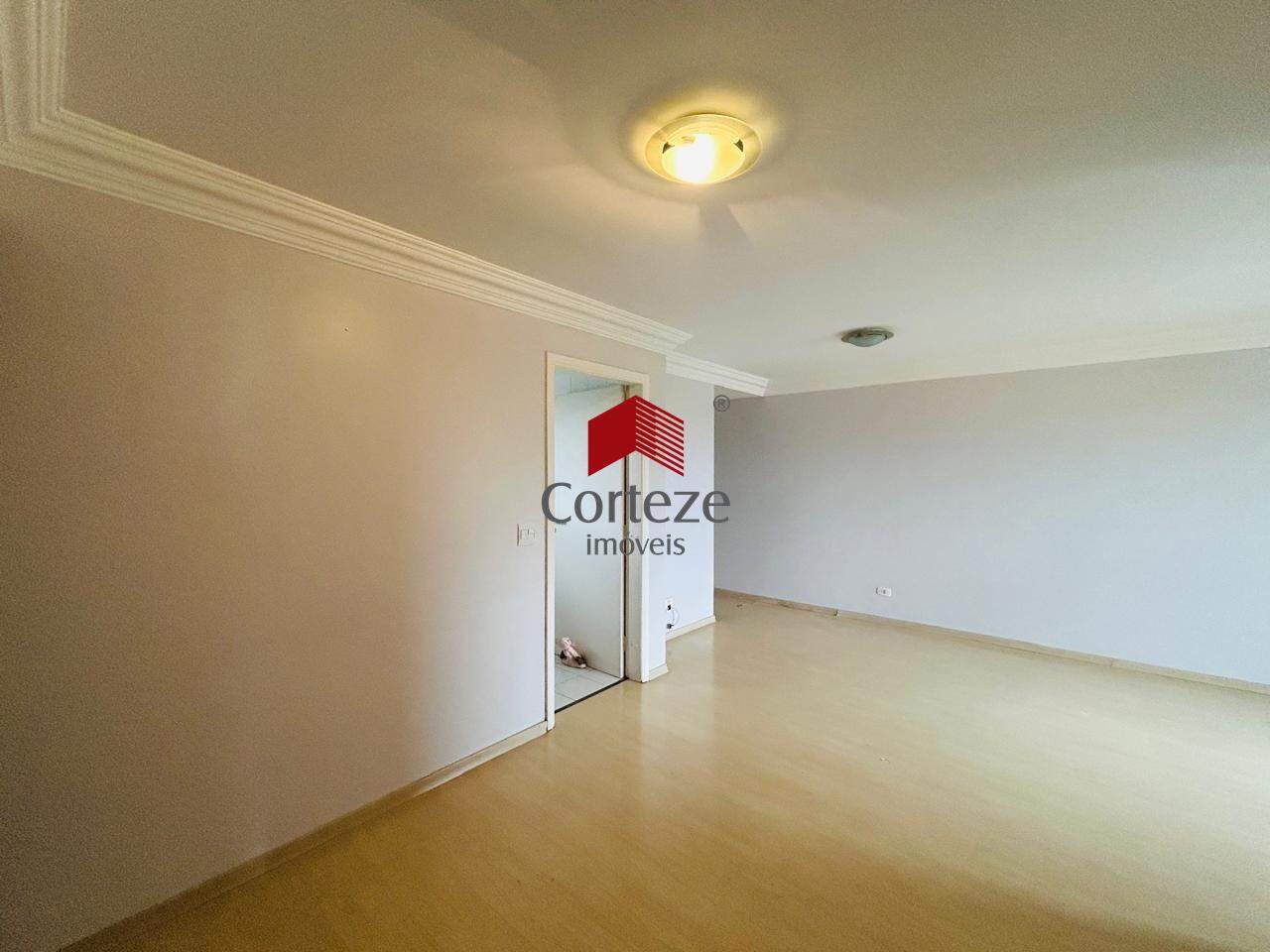 Apartamento para para aluguel no Centro em São José dos Pinhais - 5443: 