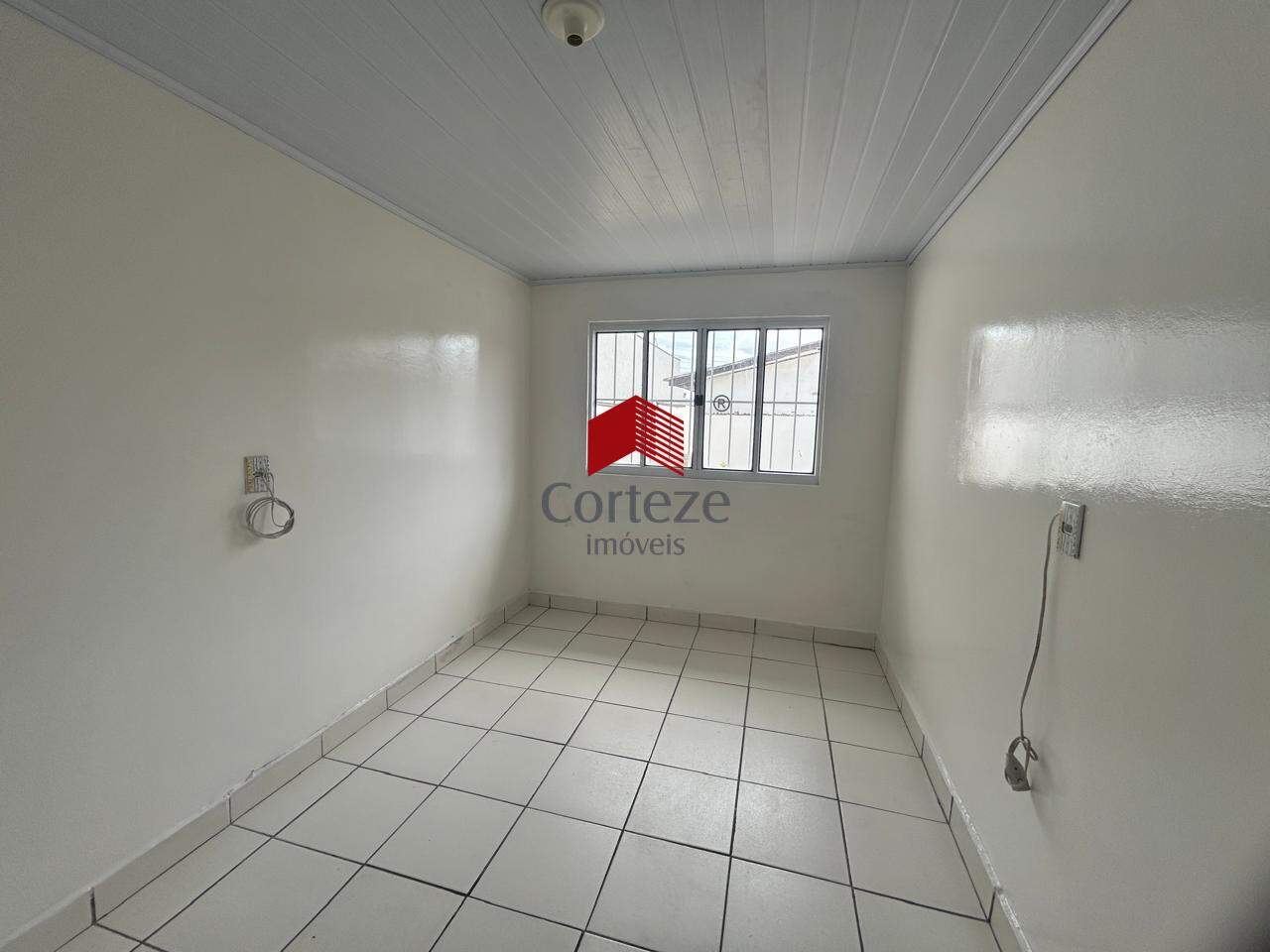 Casa para para aluguel no Jardim Cruzeiro em São José dos Pinhais - 6946: 