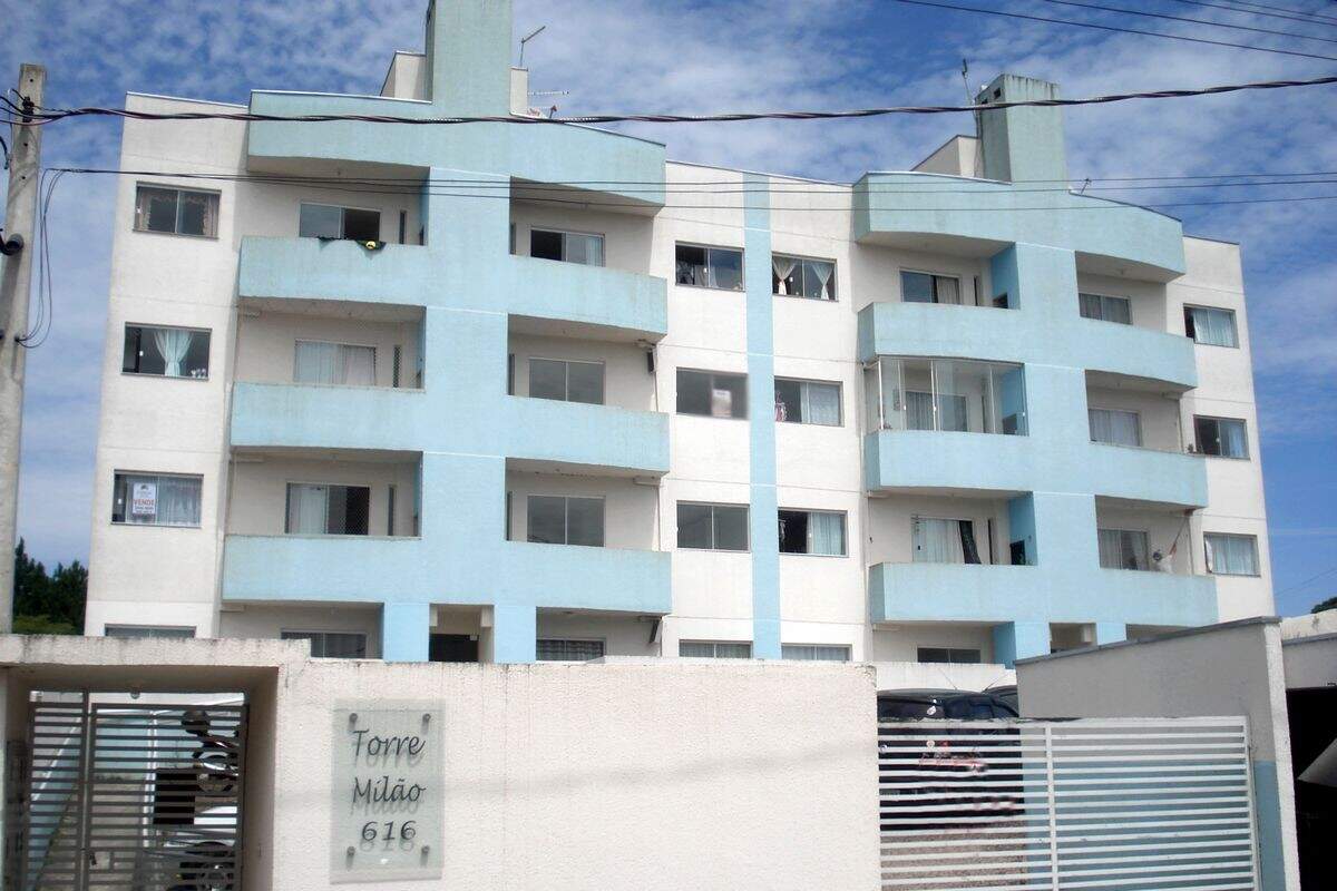 Apartamento Semi Mobiliado à venda com 2 quartos no bairro Rio Pequeno