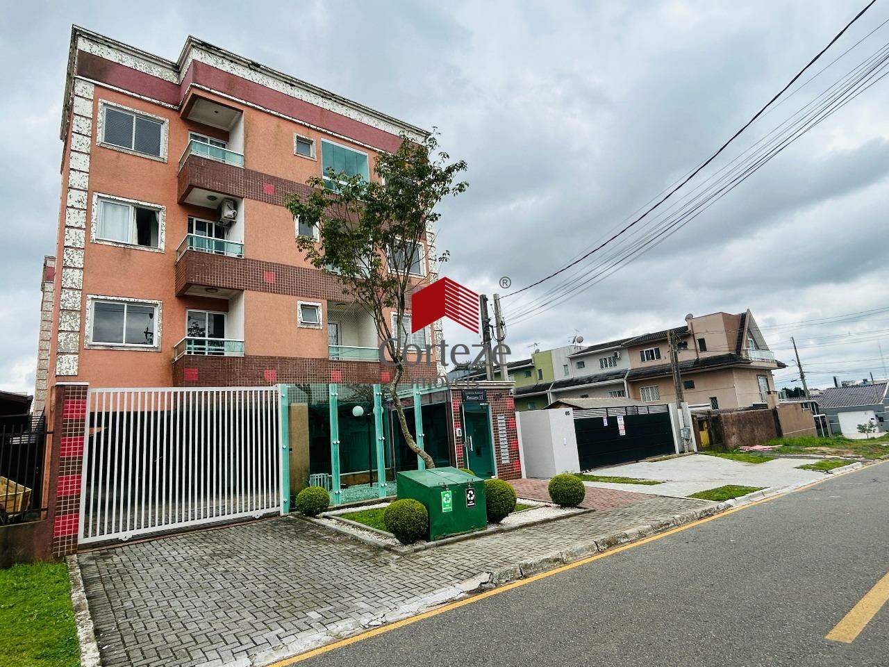 Apartamento para para aluguel no São Cristóvão em São José dos Pinhais - 784: 