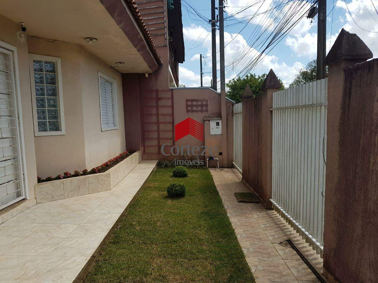 Sobrado para à venda no Aviação em São José dos Pinhais - 8443: 