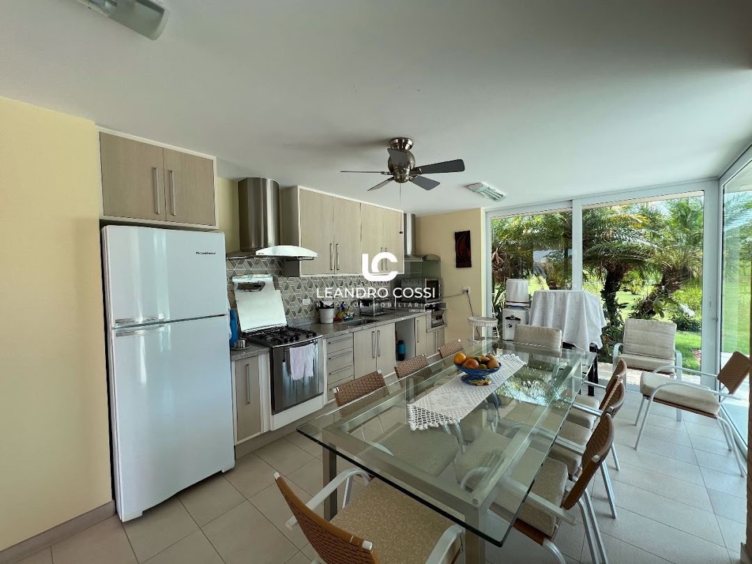 Casa de condomínio à venda no Condomínio Village Moutonnée: