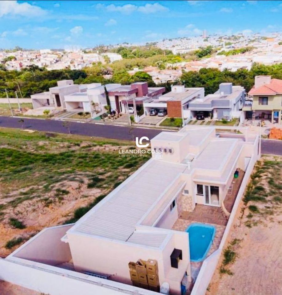 Casa de condomínio à venda no Mirante dos Ipês: