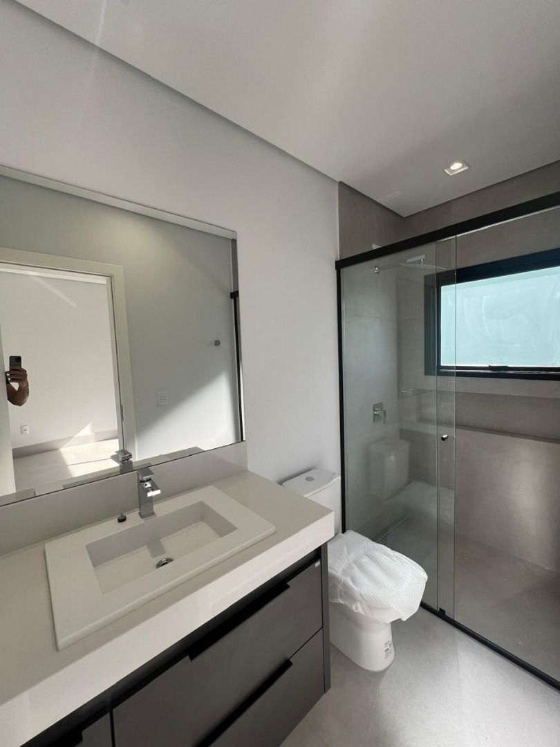 Casa de condomínio à venda no Condomínio Campos de Santo Antônio: