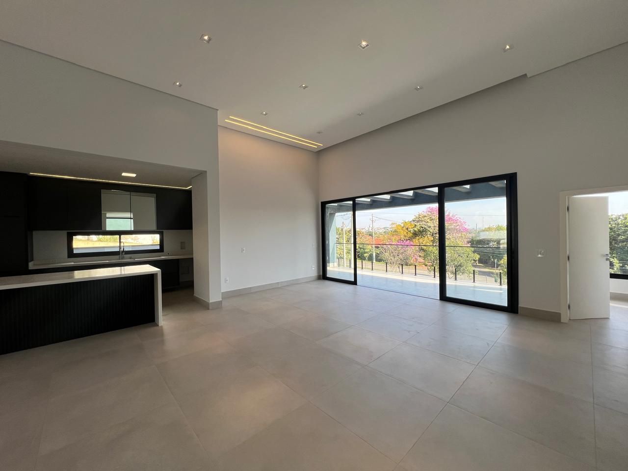 Casa de condomínio à venda no Condomínio Campos de Santo Antônio: