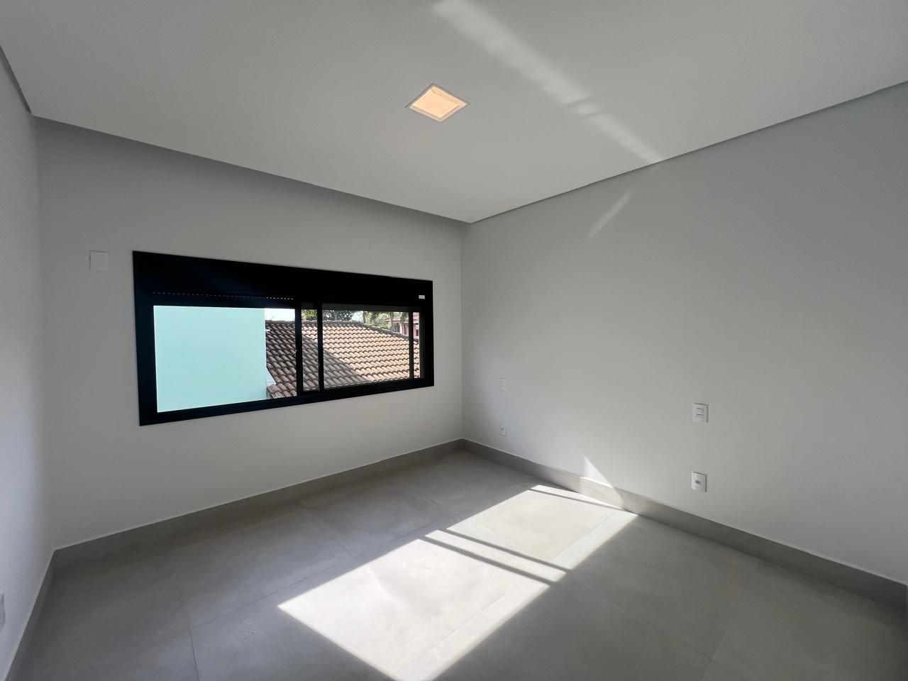 Casa de condomínio à venda no Condomínio Campos de Santo Antônio: