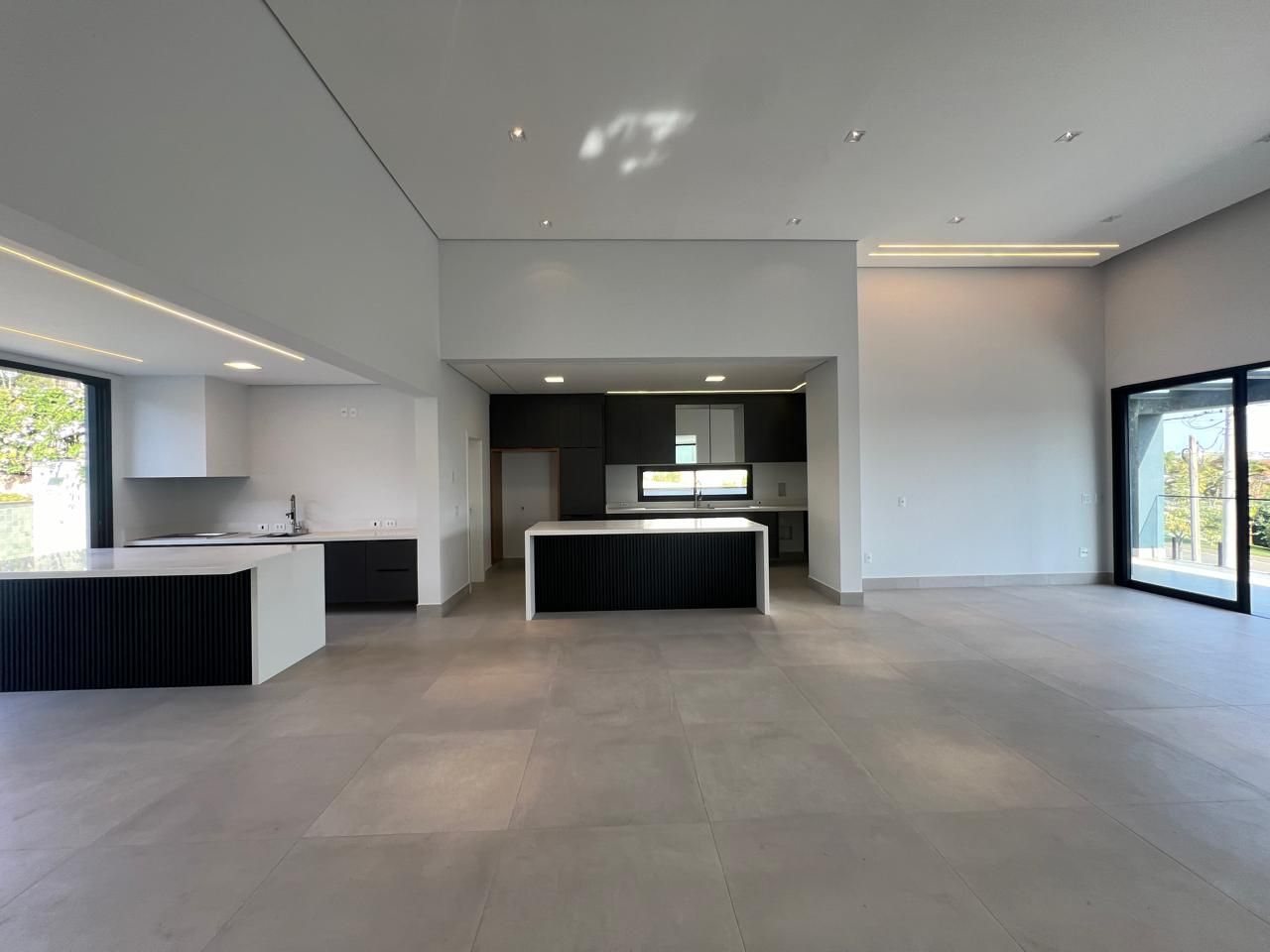 Casa de condomínio à venda no Condomínio Campos de Santo Antônio: