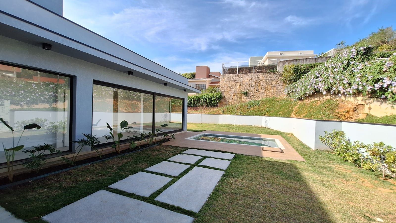 Casa de condomínio à venda no Condomínio Campos de Santo Antônio: