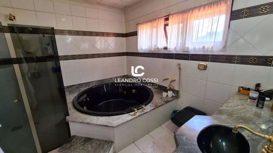 Casa de condomínio à venda no Condomínio Monte Belo: