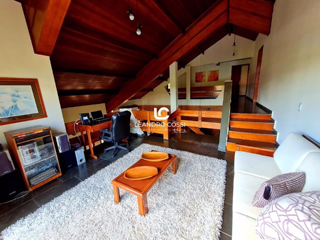 Casa de condomínio à venda no Condomínio Campos de Santo Antônio: