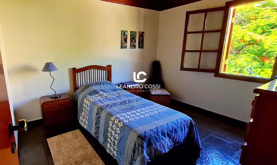 Casa de condomínio à venda no Condomínio Campos de Santo Antônio: