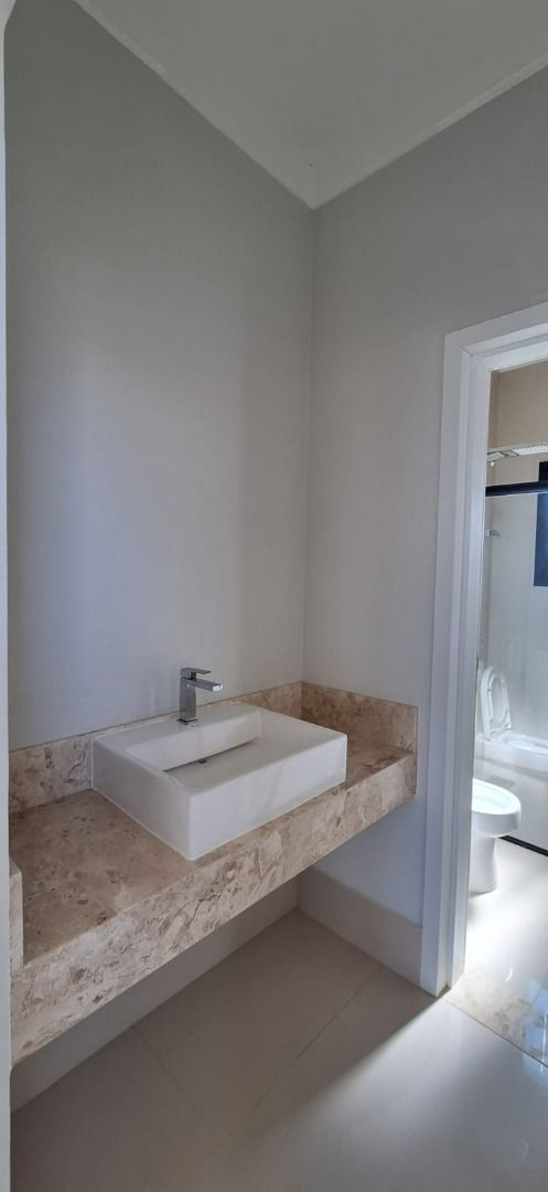 Casa de condomínio à venda no Condomínio Fazenda Kurumin: