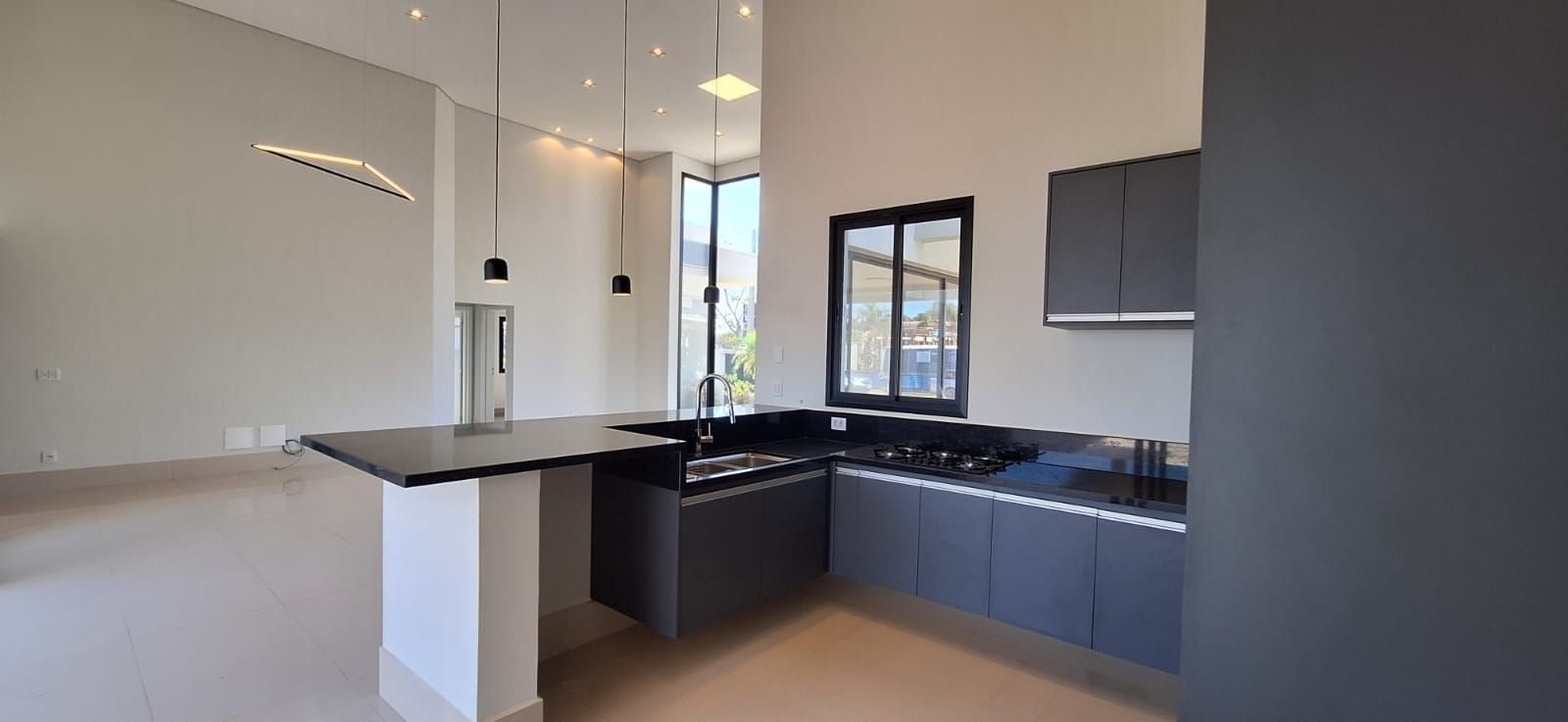 Casa de condomínio à venda no Condomínio Fazenda Kurumin: