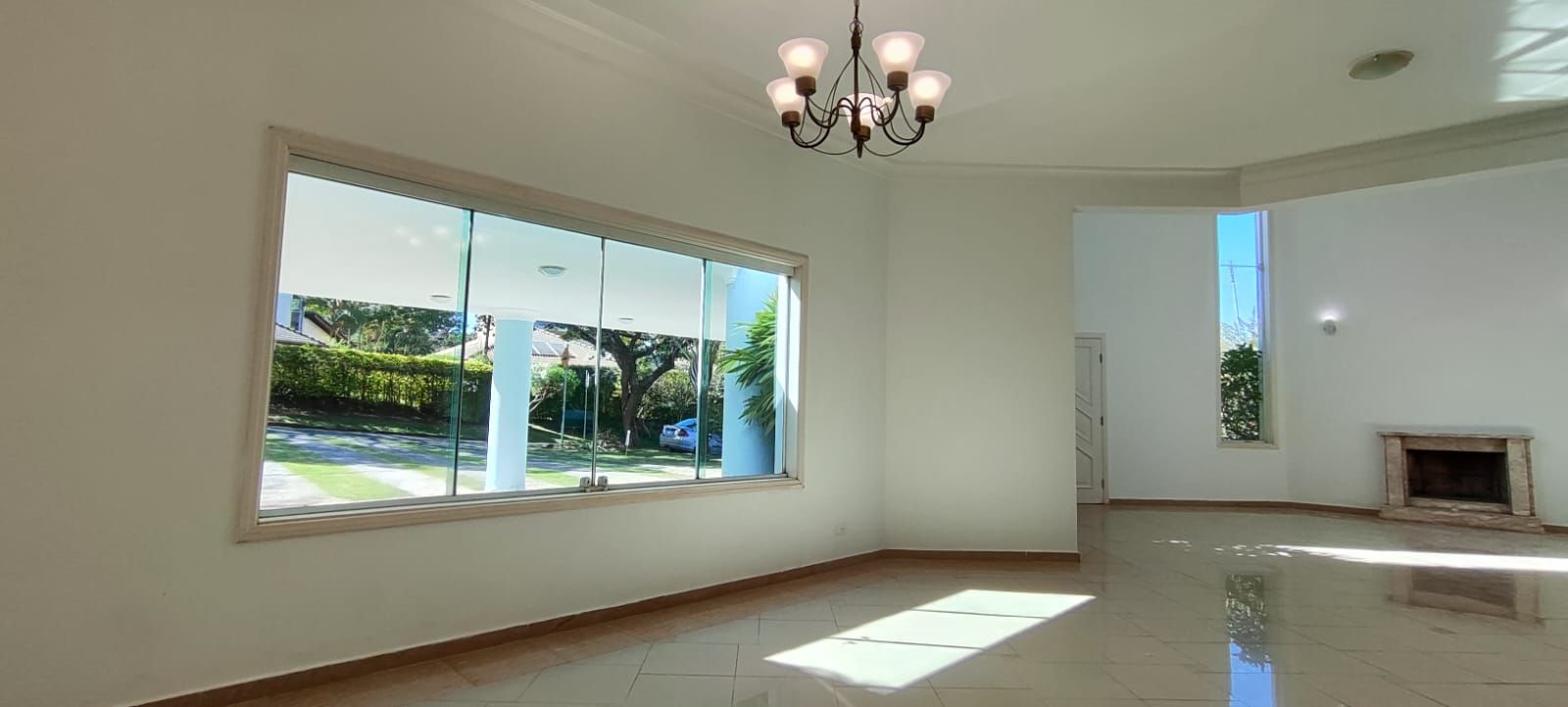 Casa de condomínio à venda no Condomínio Campos de Santo Antônio: