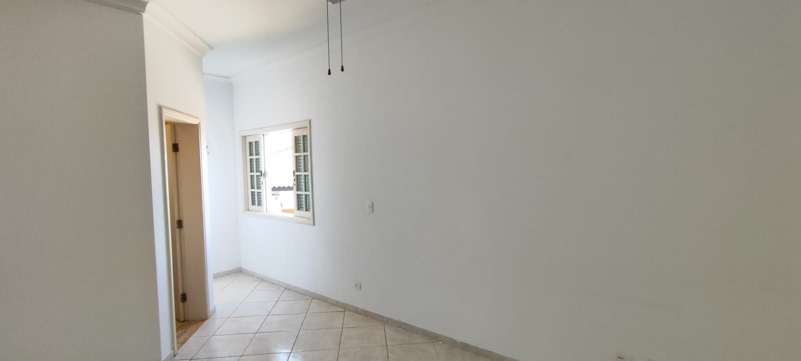 Casa de condomínio à venda no Condomínio Campos de Santo Antônio: