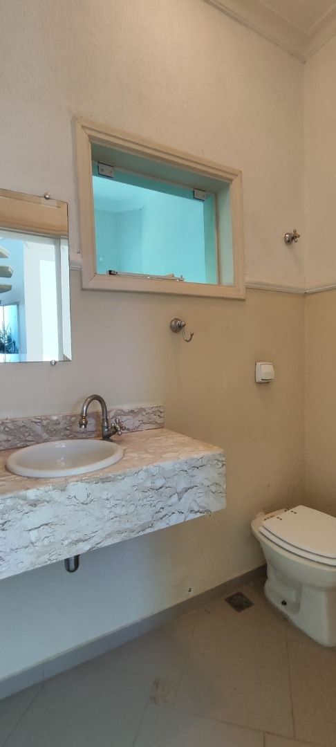 Casa de condomínio à venda no Condomínio Campos de Santo Antônio: