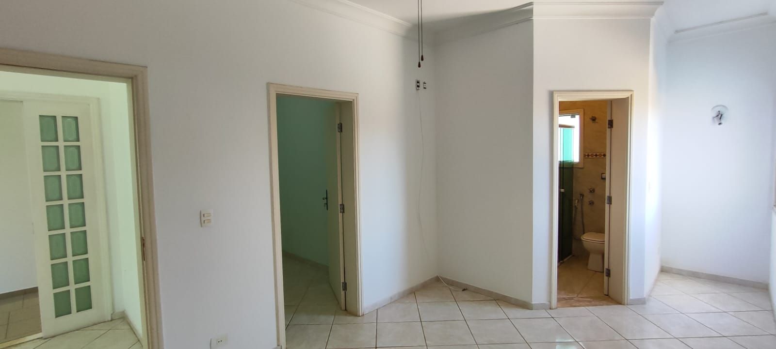 Casa de condomínio à venda no Condomínio Campos de Santo Antônio: