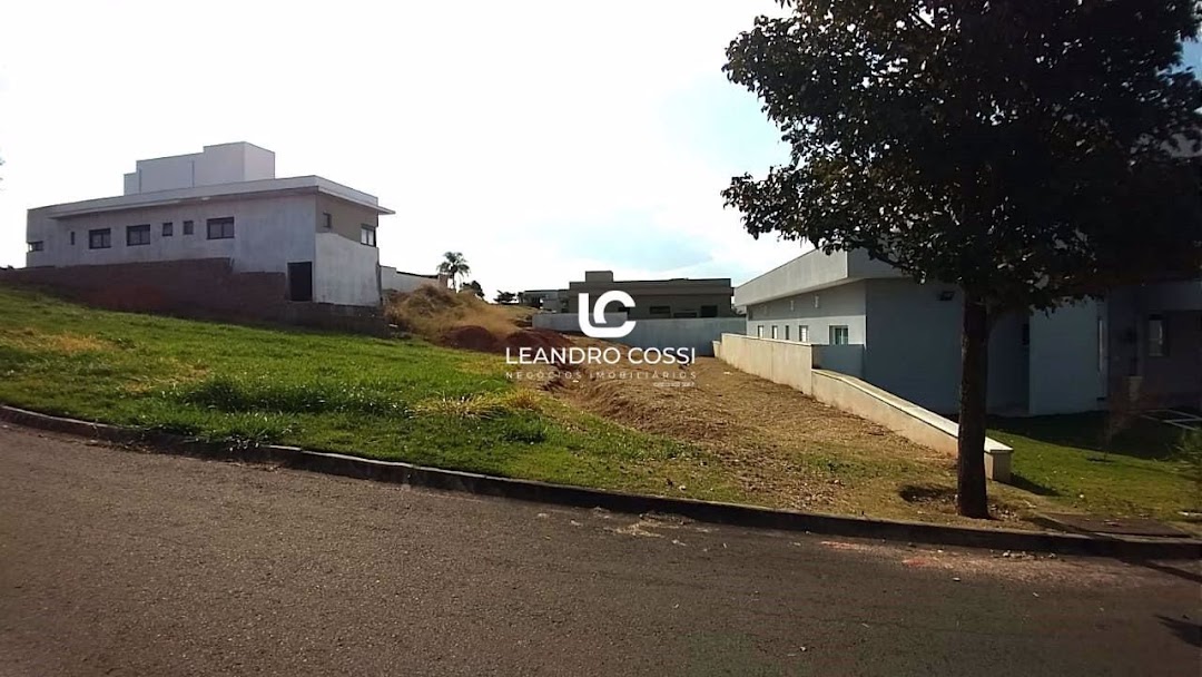Terreno de Condomínio Residencial Parque Campos de Santo Antônio II Itu