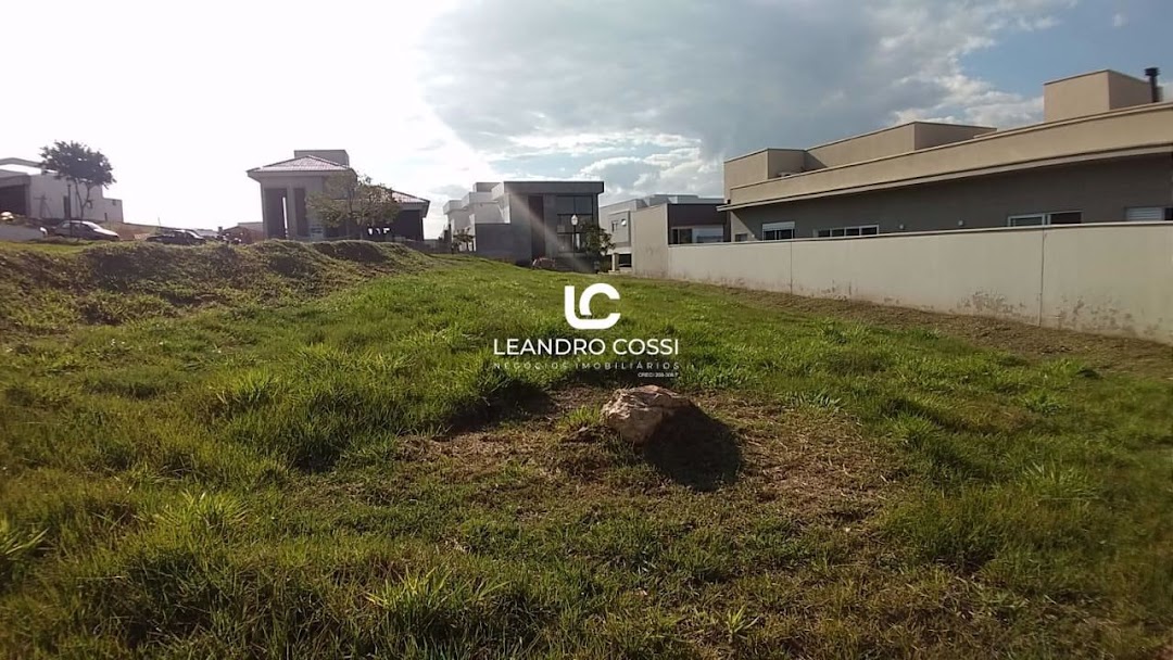 Terreno de Condomínio Residencial Parque Campos de Santo Antônio II Itu
