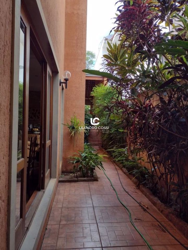 Casa de condomínio à venda no Condomínio Portal de Itu: