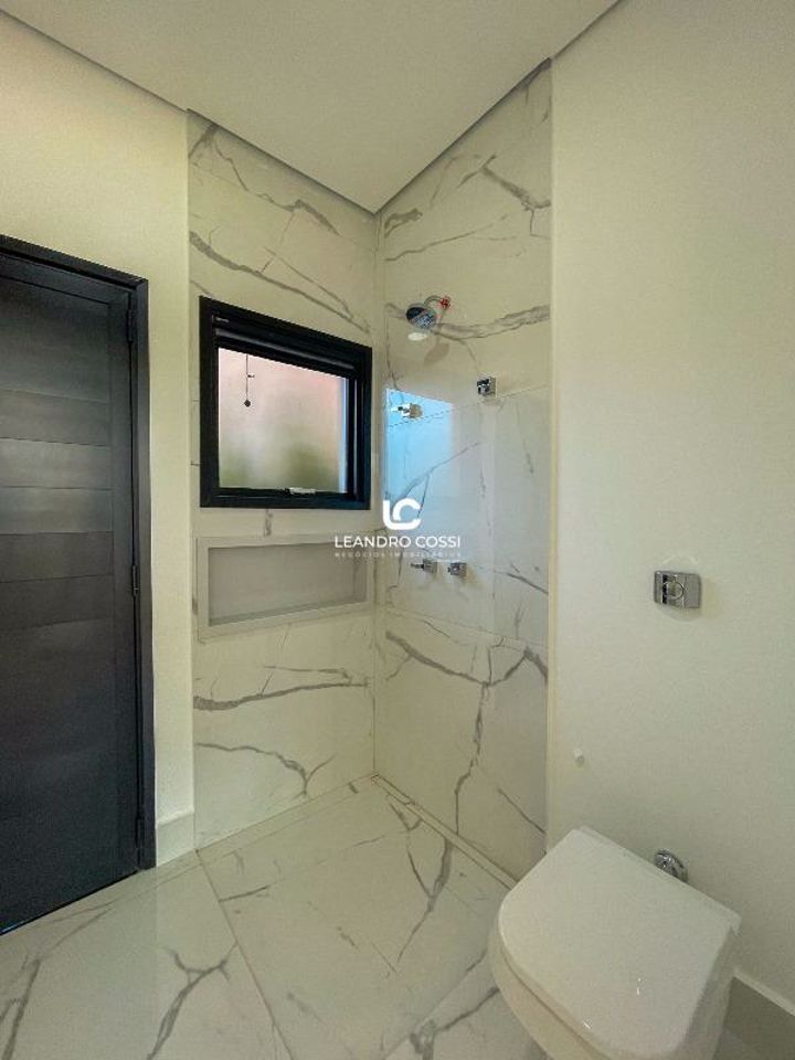 Casa de condomínio à venda no Condomínio Villas do Golfe: