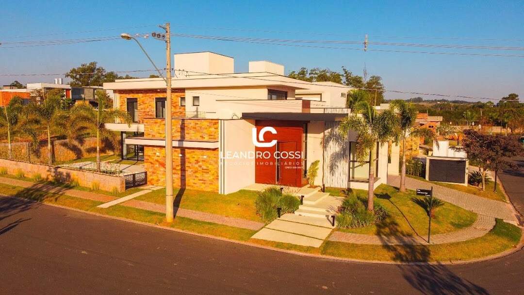 Casa à Venda no Condomínio Villas do Golf - Itu/Sp