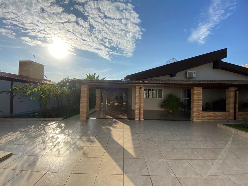 Casa de Condomínio Condomínio Zuleika Jabour Salto 