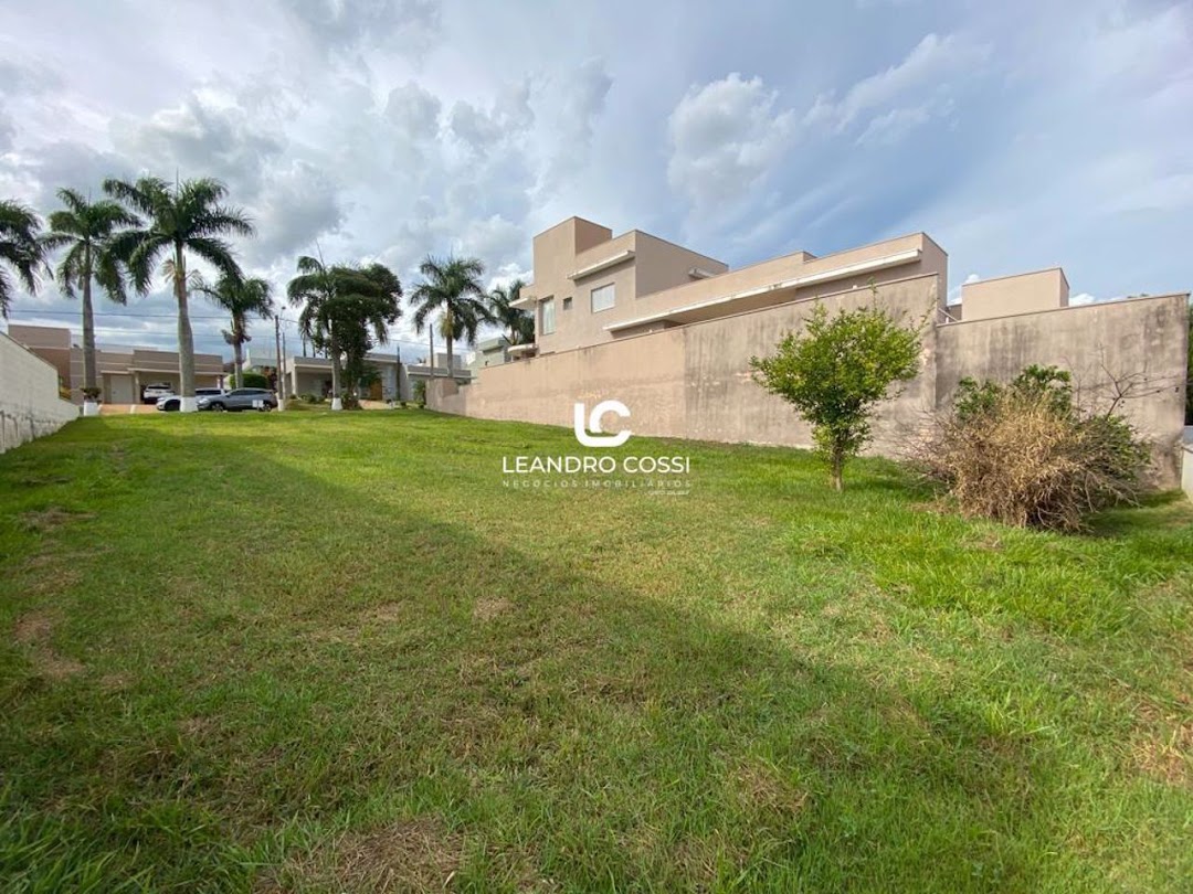 Terreno de Condomínio à venda no Vila Padre Bento: